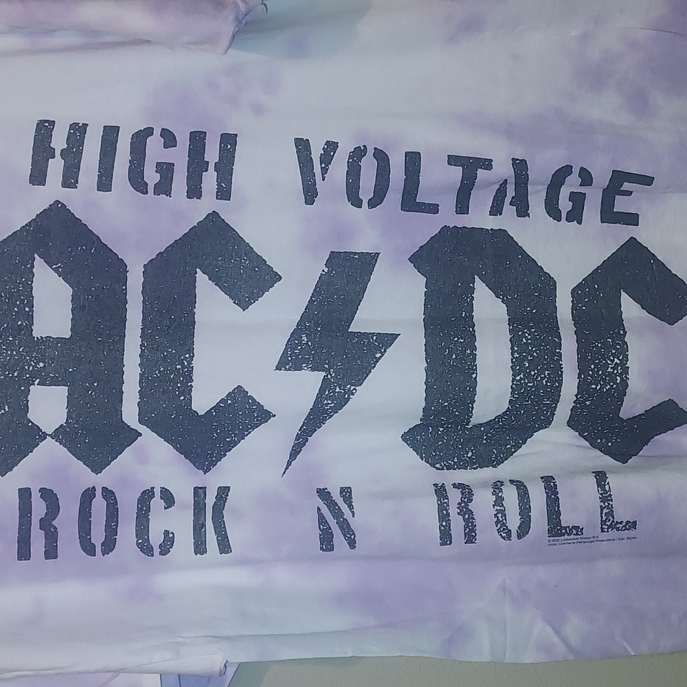 AC/DC Tee Shirt NWT - Picture 2 of 6